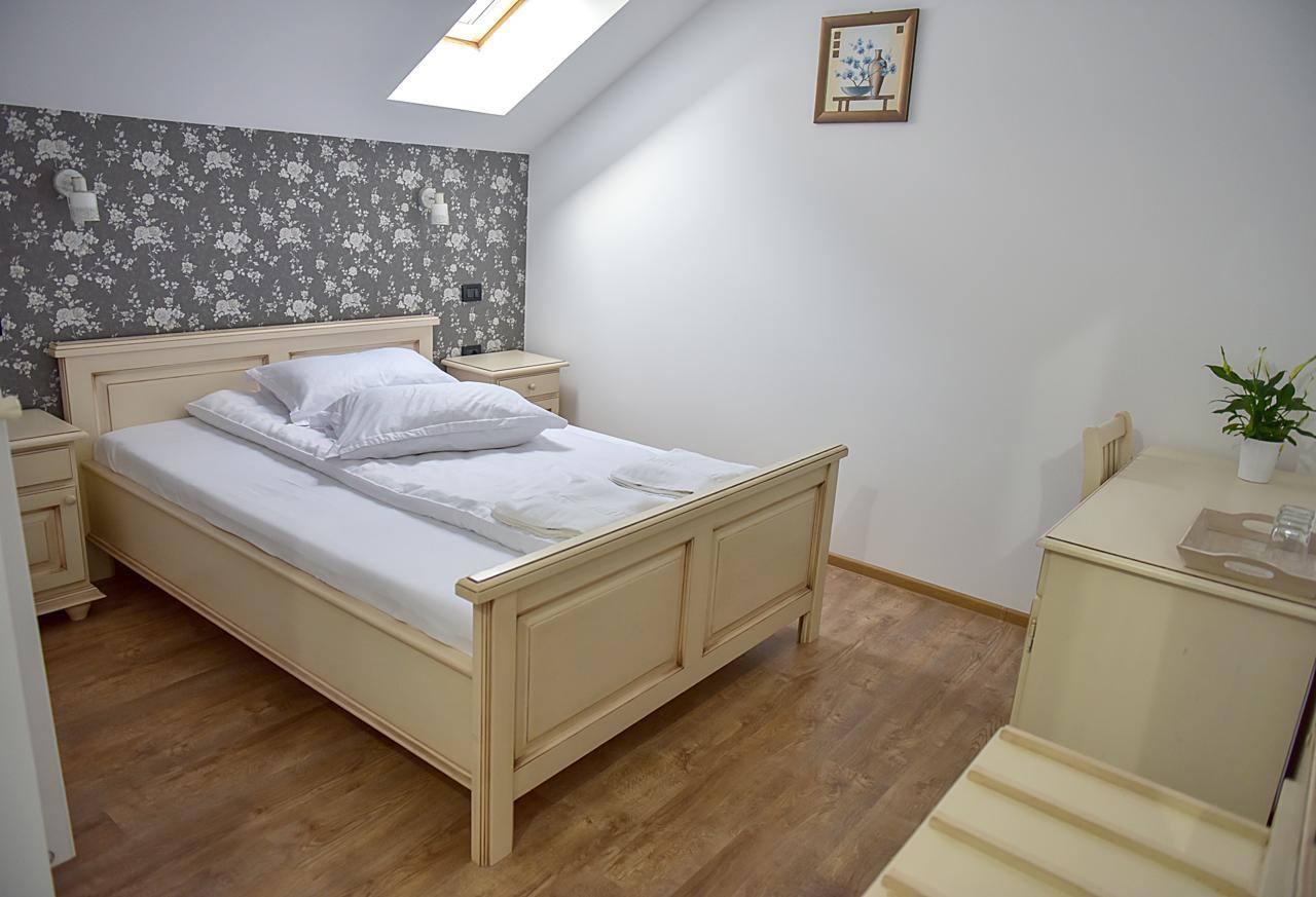 San Grecu House Apartment Fagaras Ngoại thất bức ảnh